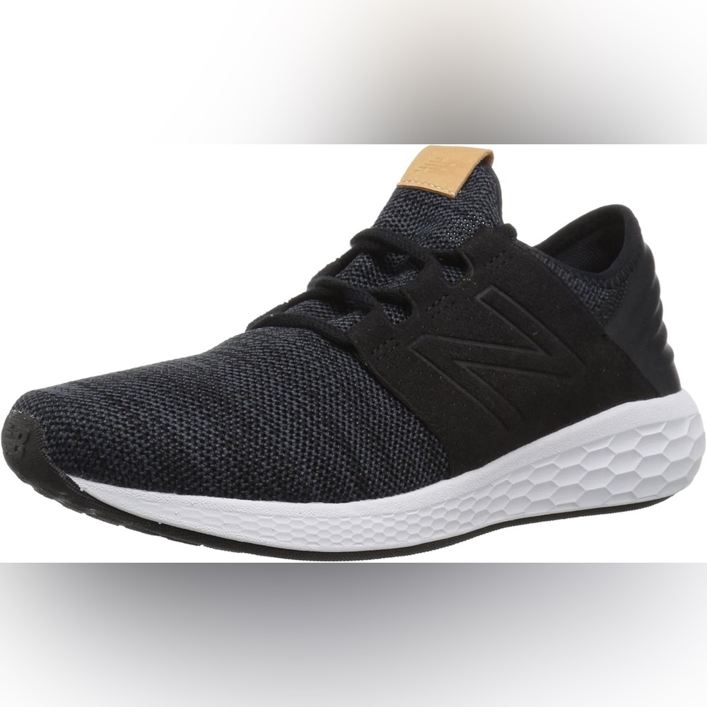 New Balance Women’s Vera Cruz v2 knit Black and White Sneakers
